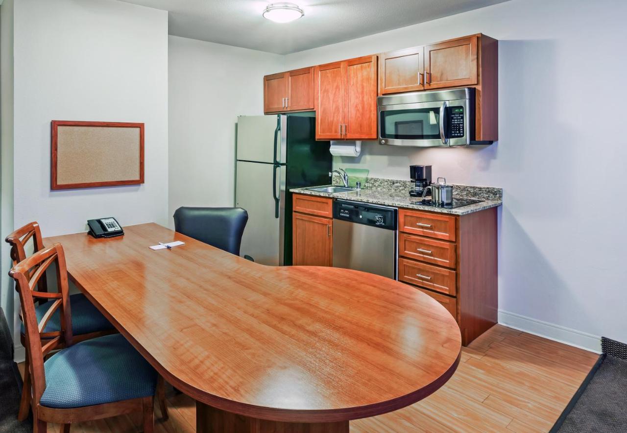 Candlewood Suites El Paso By Ihg Sunrise Acres Екстериор снимка