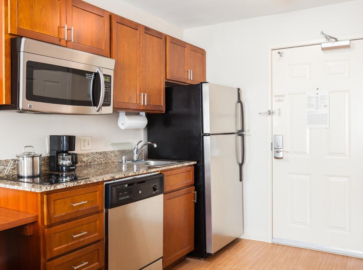 Candlewood Suites El Paso By Ihg Sunrise Acres Екстериор снимка
