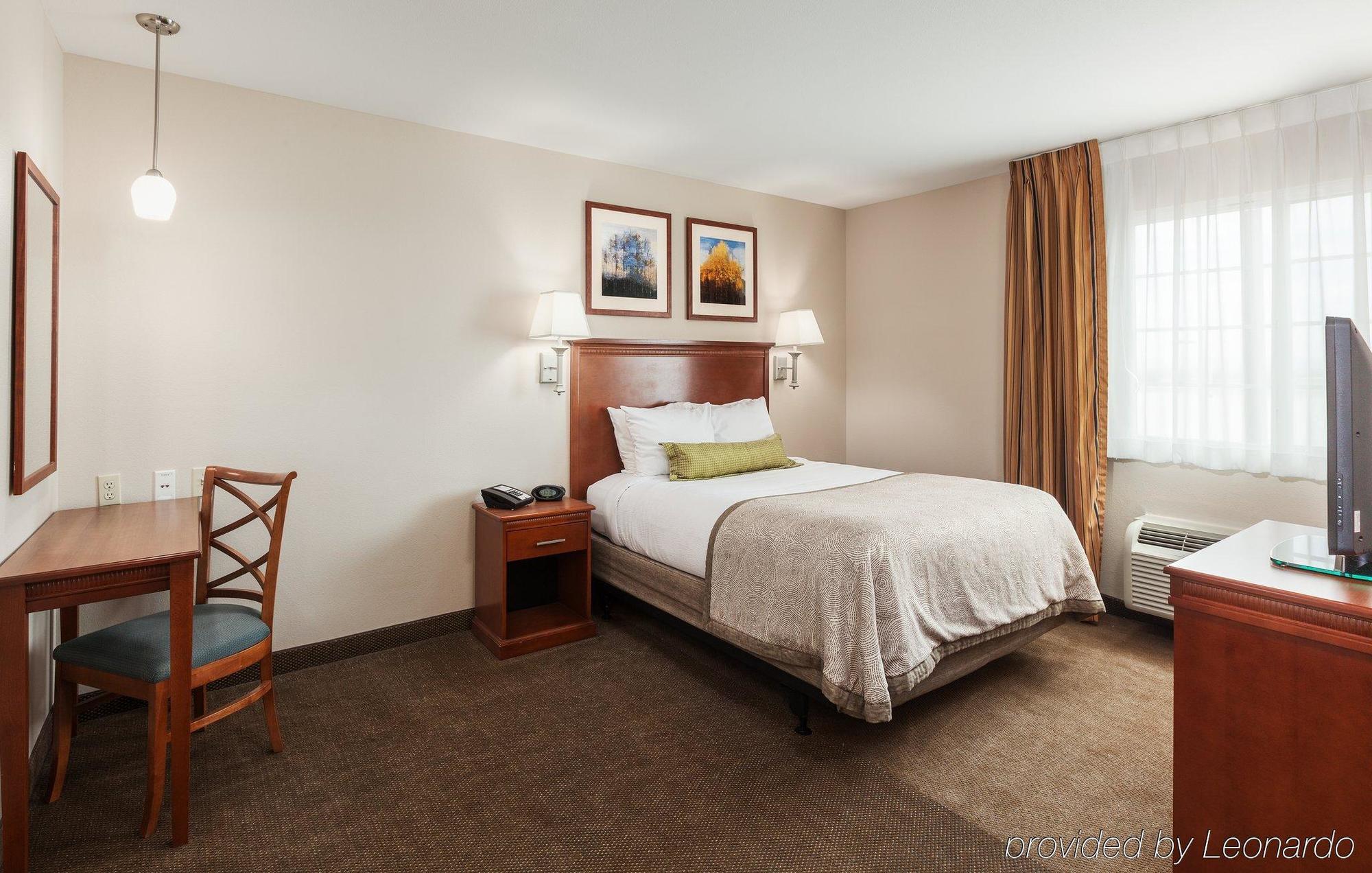 Candlewood Suites El Paso By Ihg Sunrise Acres Екстериор снимка