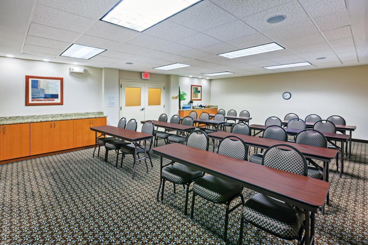 Candlewood Suites El Paso By Ihg Sunrise Acres Екстериор снимка