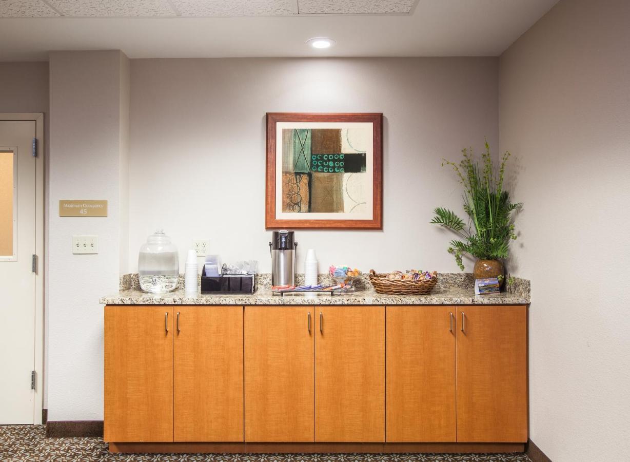 Candlewood Suites El Paso By Ihg Sunrise Acres Екстериор снимка