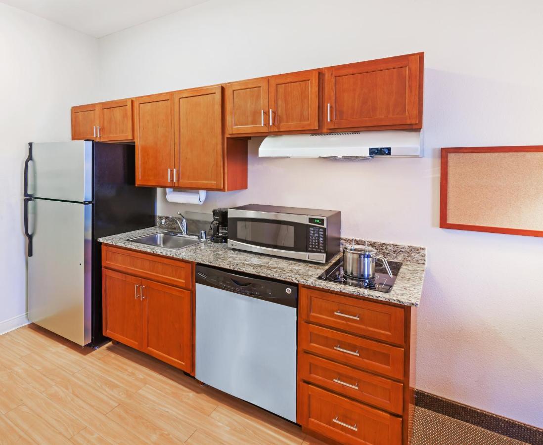 Candlewood Suites El Paso By Ihg Sunrise Acres Екстериор снимка